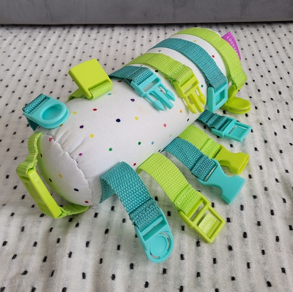 Lovevery Buckle Barrel - Picture 1 of 2